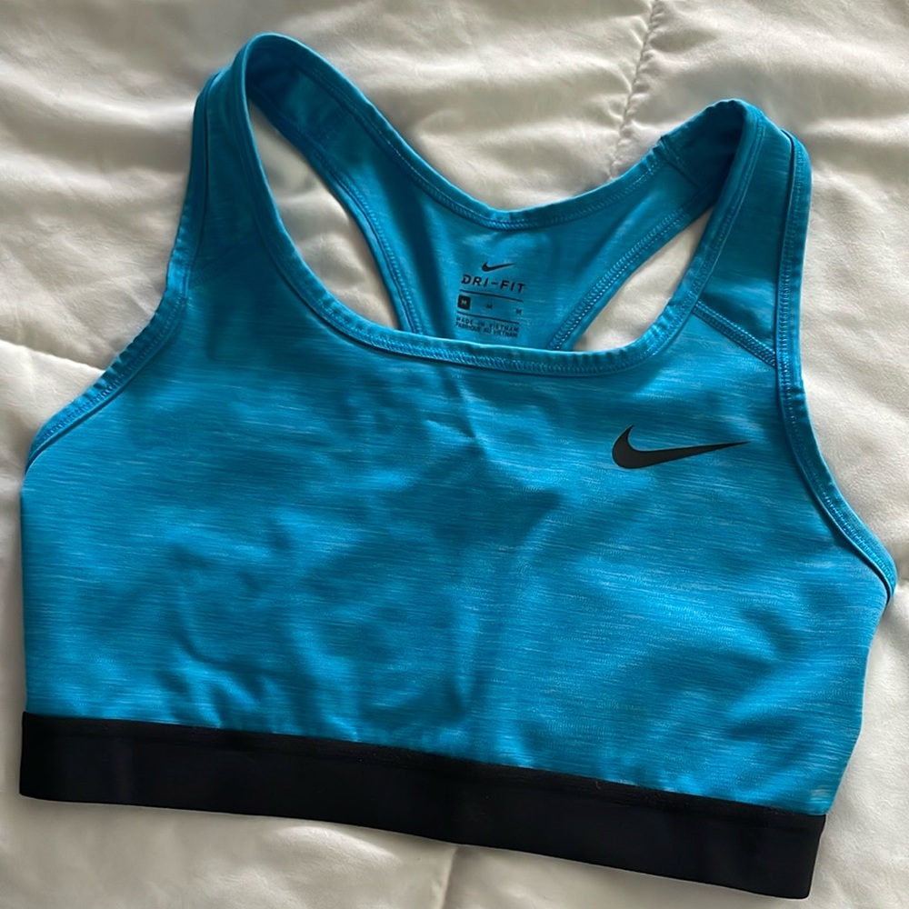 Nike Sports Bra - DRI FIT